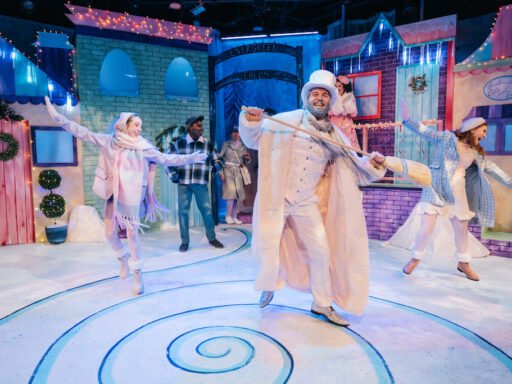 Giveaway: Frosty the Snowman Brings Holiday Fun to Adventure Theatre!